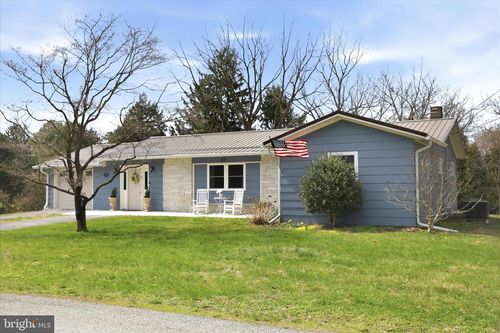 97 Clohan Ave, MARTINSBURG, WV, 25404-0738 | Card Image