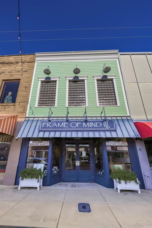 106 E Washington St, Camden, AR, 71701-4010 | Card Image
