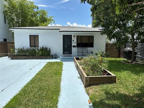 3134 Carter St, Miami, FL, 33133-4321 | Card Image