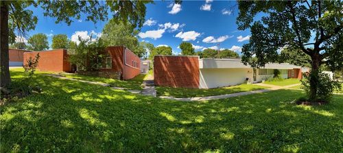 1602 Washington Blvd, Kansas City, KS, 66102-2842 | Card Image