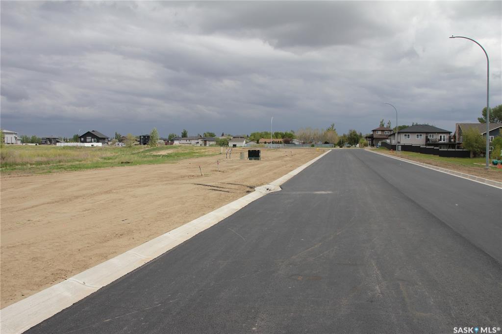 Land in Pilot Butte 5