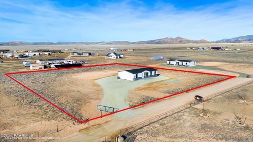 7420 E Bunkhouse Rd, Prescott Valley, AZ, 86315 | Card Image