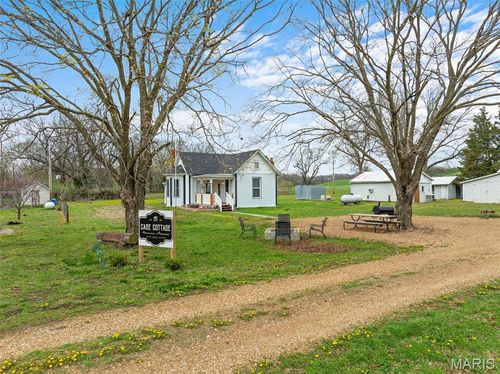 32391 Case Rd, Hermann, MO, 65041-6007 | Card Image