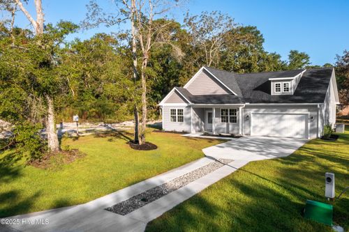 8956 Tranquility Ln Sw, Sunset Beach, NC, 28468-6207 | Card Image