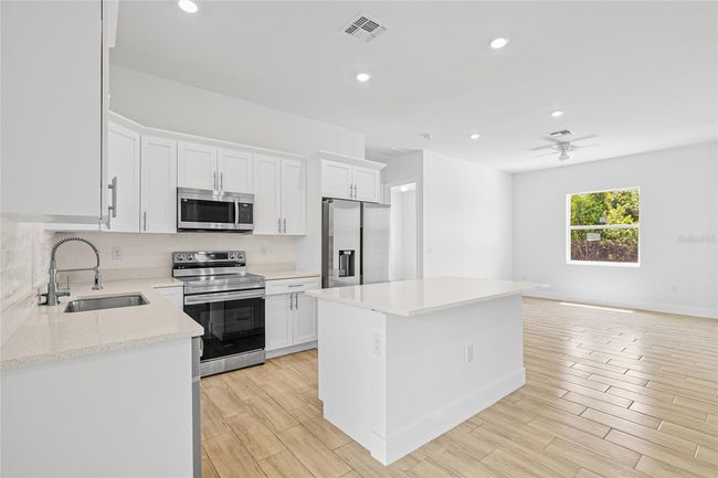 2163 Blaser St, House other with 3 bedrooms, 2 bathrooms and null parking in PORT CHARLOTTE FL | Image 4