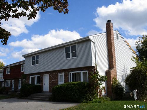 124 Harbor Drive, Stamford, CT, 06902 | Card Image