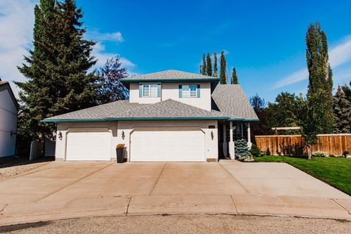 6110 93a St, Grande Prairie, AB, T8W2E4 | Card Image