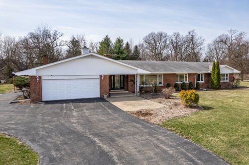 15600 Griswold Springs Rd, Plano, IL, 60545-9668 | Card Image