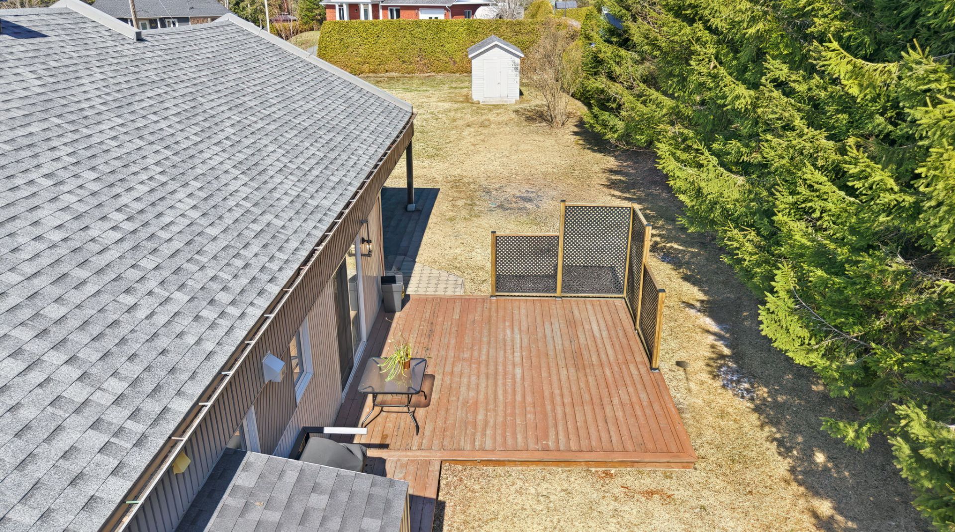 Residential in Notre-Dame-des-Pins 5