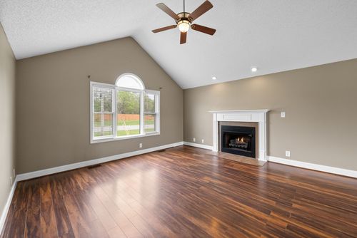 2938 Heatherfield Dr, Woodlawn, TN, 37191-8154 | Card Image