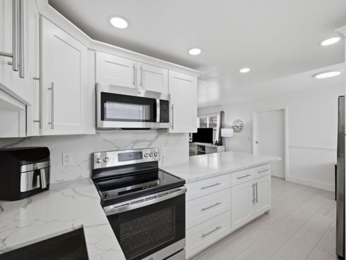 573 Brittany L, Delray Beach, FL, 33446-1152 | Card Image