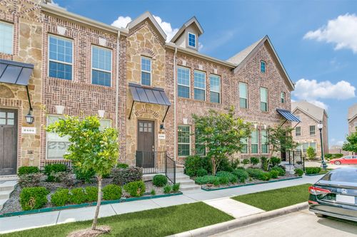 2402 Siskiyou St, Lewisville, TX, 75056-6790 | Card Image