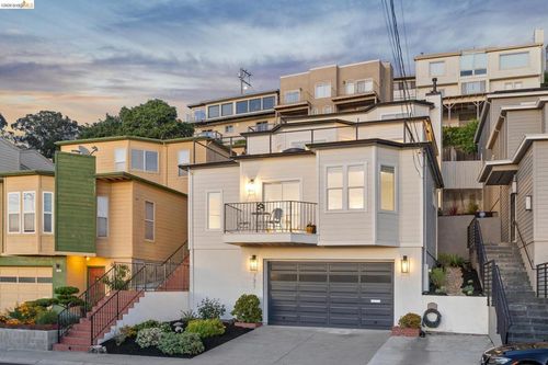 731 Gateview Ave, Albany, CA, 94706-1029 | Card Image