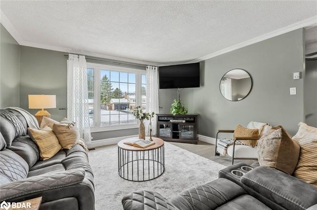 18 Princess Dr, House other with 3 bedrooms, 2 bathrooms and 6 parking in Lisle ON | Image 15