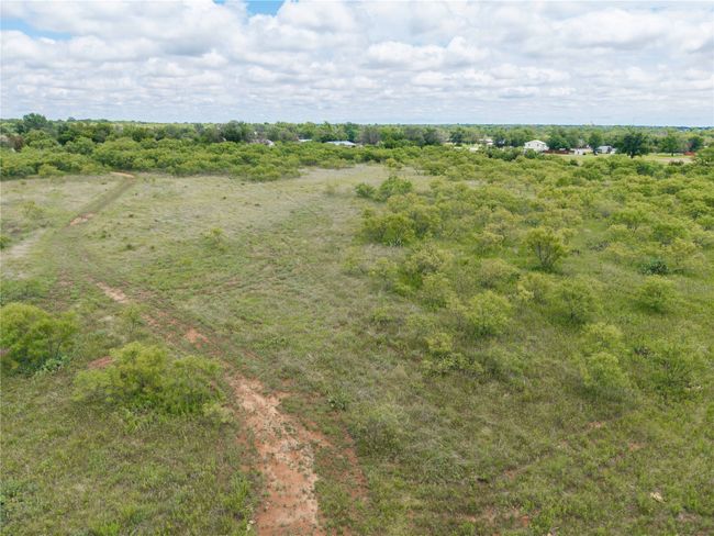 1101 W Hall St, House other with 3 bedrooms, 2 bathrooms and null parking in Bangs TX | Image 36