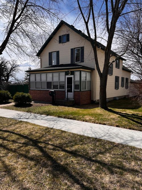 405 2nd Ave N, Sauk Rapids, MN, 56379-1611 | Card Image