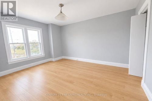 2-146 Bradford Street, Barrie (City Centre), ON, L4N3B3 | Card Image