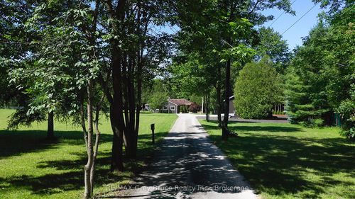 495204 Traverston Rd, Markdale, ON, N0C1H0 | Card Image