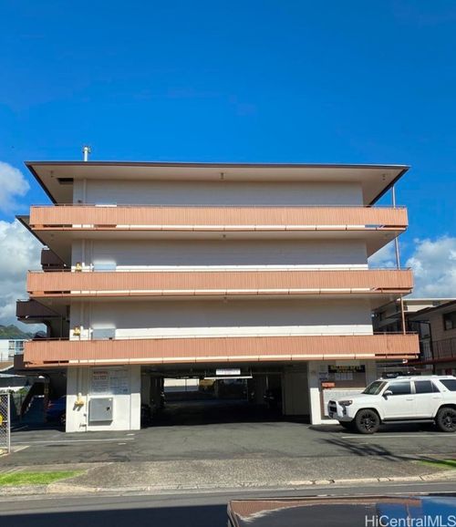 apt-303-636 Nalanui St, Honolulu, HI, 96817-3057 | Card Image