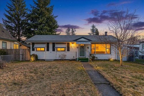 6024 N Wall St, Spokane, WA, 99205-6444 | Card Image