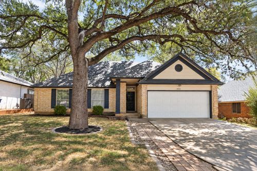 8001 Willet Trl, Austin, TX, 78745-7550 | Card Image