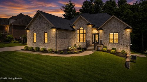 17216 Shakes Creek Dr, Fisherville, KY, 40023-7796 | Card Image