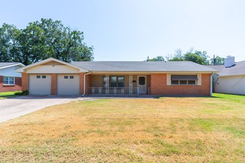 2157 Ivanhoe Ln, Abilene, TX, 79605-5834 | Card Image