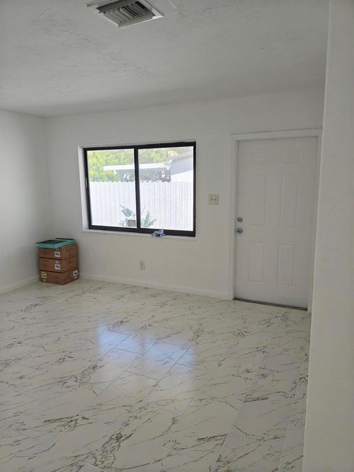 unit-1-704 Nw 3rd Court, Hallandale Beach, FL, 33009 | Card Image