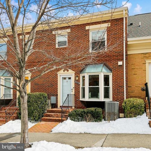 4eii-2532 Fairfax Dr, ARLINGTON, VA, 22201-2864 | Card Image