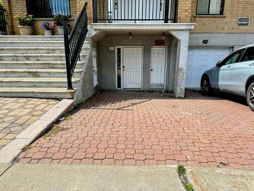 1311 Rue Alain-Grandbois, Montréal (Ahuntsic-Cartierville), QC, H4H3C9 | Card Image