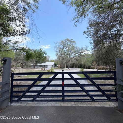 7997 Babcock St Se, Grant Valkaria, FL, 32909-5908 | Card Image