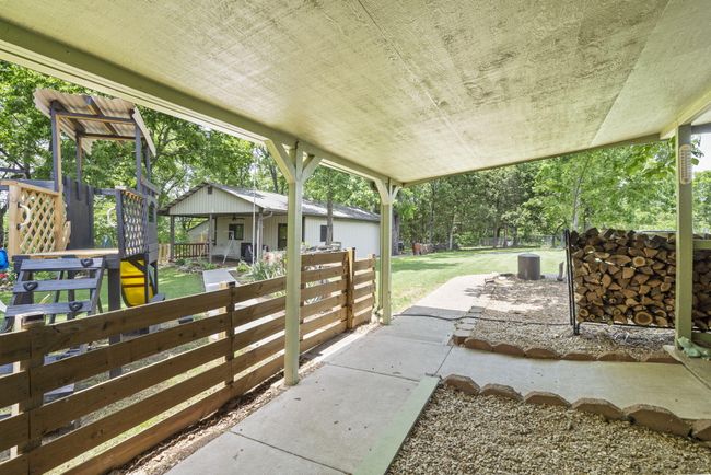 Covered Back Patio | Image 32