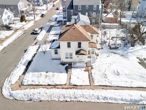 16 Goodsell St, West Hartford, CT, 06110-1129 | Card Image