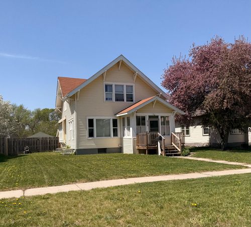 519 Duluth Ave N, Thief River Falls, MN, 56701-1841 | Card Image