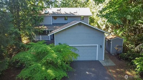 8747 Laguna Dr Sw, Olympia, WA, 98512-9365 | Card Image