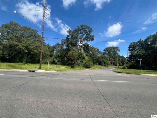 1000 W Madison Ave, Bastrop, LA, 71220-4332 | Card Image