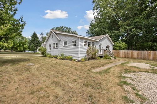 5762 Ethelwin Ave Ne, Belmont, MI, 49306-9755 | Card Image