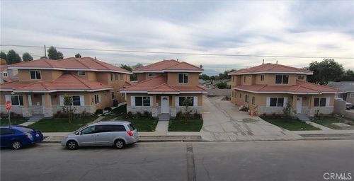 3622 W Hazard Ave, Santa Ana, CA, 92703-1738 | Card Image