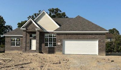 26787 Celtic Drive, Home with 3 bedrooms, 2 bathrooms and null parking in Flat Rock MI | Image 1