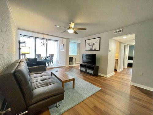 8-345 7th St Ne, Atlanta, GA, 30308-1608 | Card Image