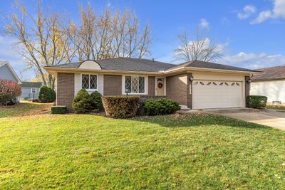 44545 Twyckingham Lane, House other with 3 bedrooms, 2 bathrooms and null parking in Canton MI | Image 2