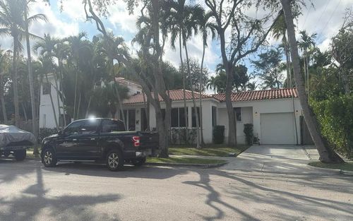 7250 Ne 7th Ave, Miami, FL, 33138-5257 | Card Image