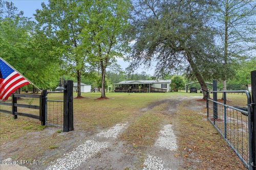 30590 County Road 121, Hilliard, FL, 32046-5917 | Card Image