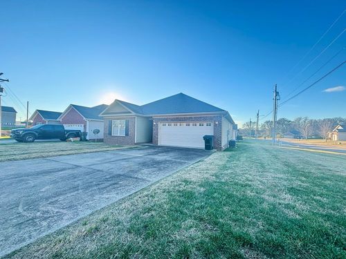 502 Bridle Way, Hopkinsville, KY, 42240-7907 | Card Image