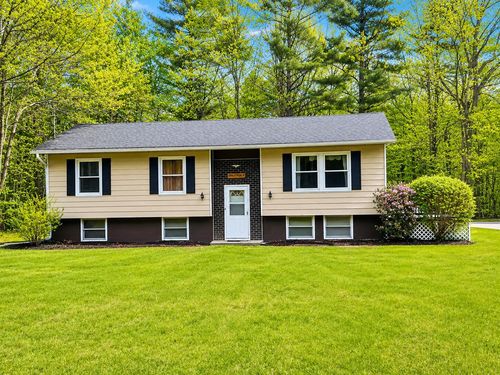 13 Little Bear Way, Peru, NY, 12972 | Card Image