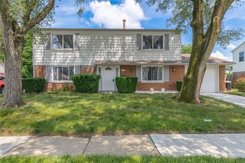 6221 Longford Rd, Huber Heights, OH, 45424-3504 | Card Image