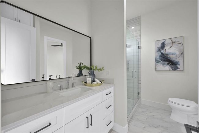 B - 2808 Cary St, House other with 3 bedrooms, 4 bathrooms and null parking in Houston TX | Image 28
