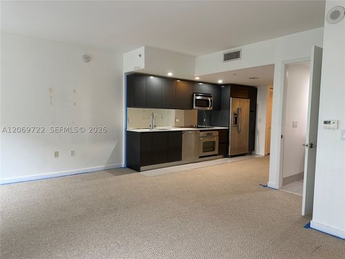 405-31 Se 6th St, Miami, FL, 33131-3099 | Card Image