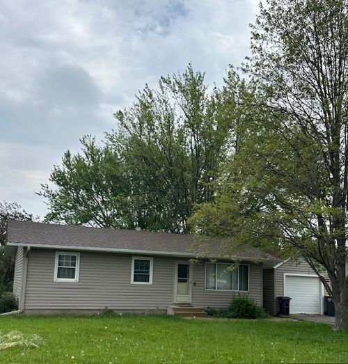 305 6th St Sw, Kasson, MN, 55944-1284 | Card Image