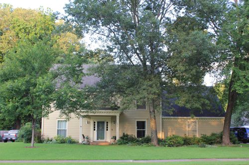 2444 Brachton Ave, Germantown, TN, 38139-6444 | Card Image